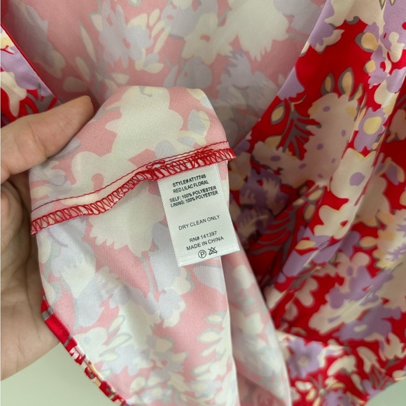 ASTR Floral Flutter Sleeve Blouse In Red Lilac Floral - Size Extra Large XL - Picture 9 of 12